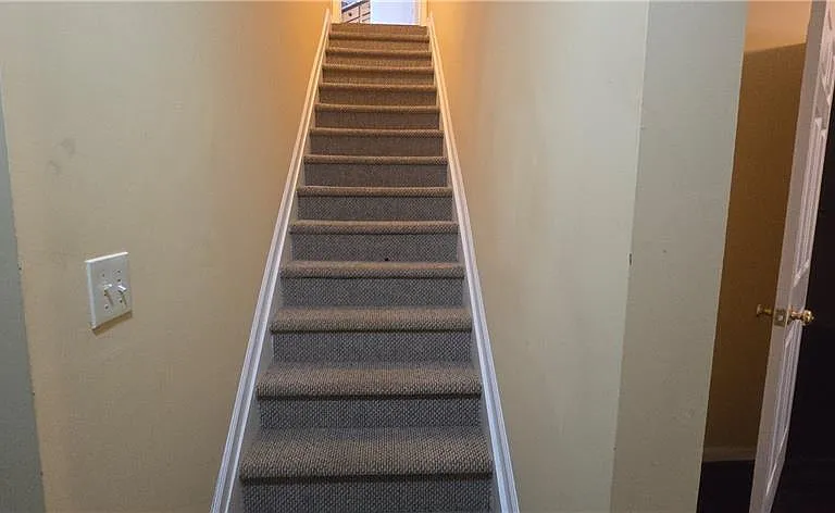 3811 Roxfield Dr — Photo 22