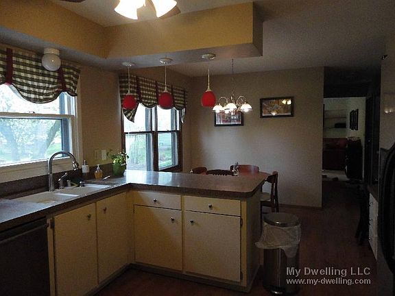 2nd image of 3622 W Brittany Ct