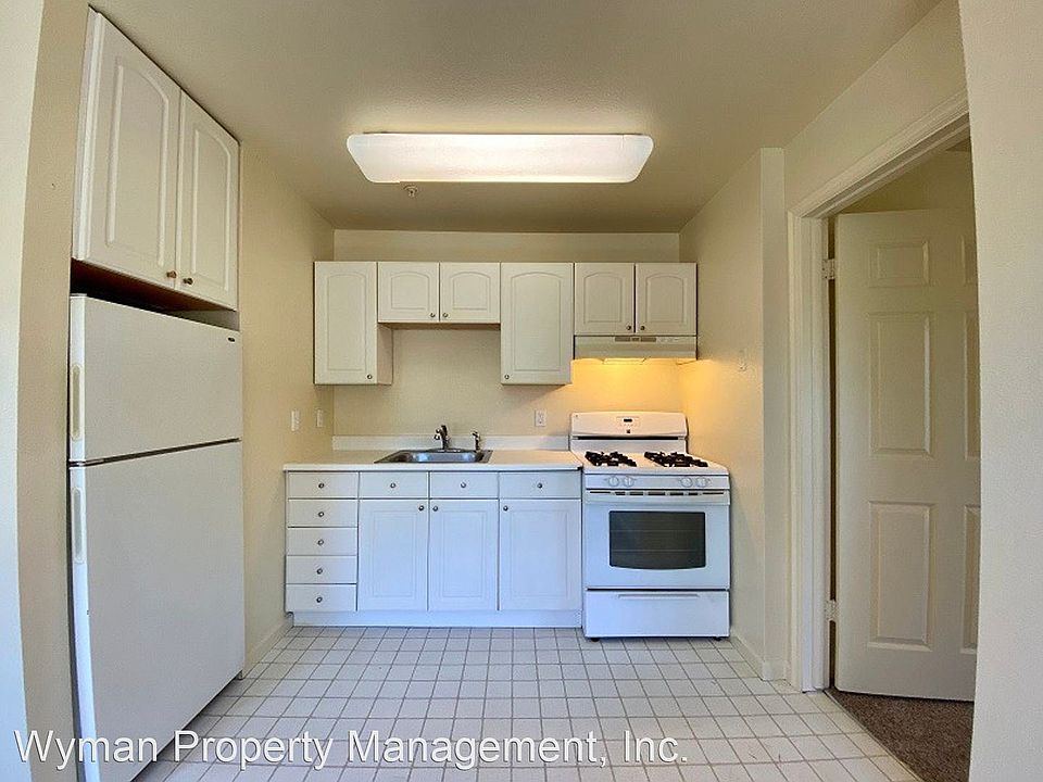 1st image of 1356 Calistoga Ave #14