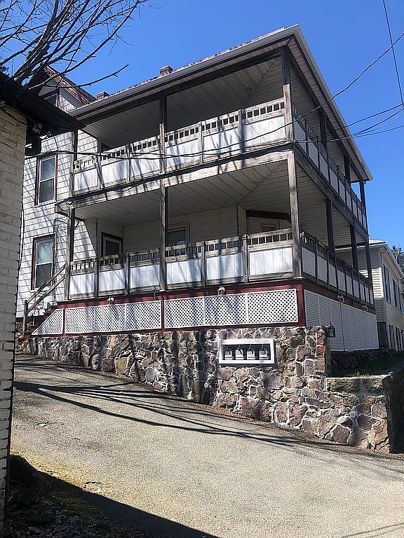 515 Walnut St, Saugus, MA 01906 Zillow