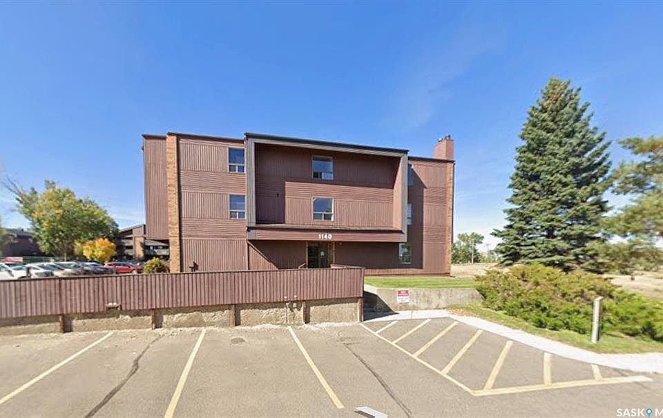 1st image of UNIT 303-1140 9th AVENUE NE