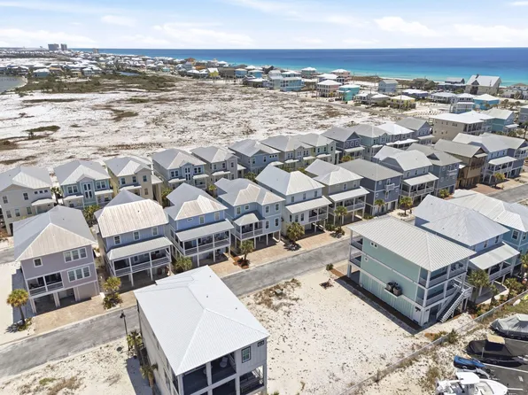 1490 Seaside Cir, Navarre, FL 32566