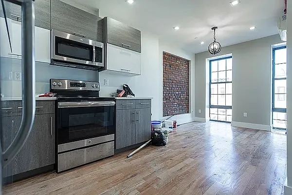 Rented by ERNY LLC | media 4