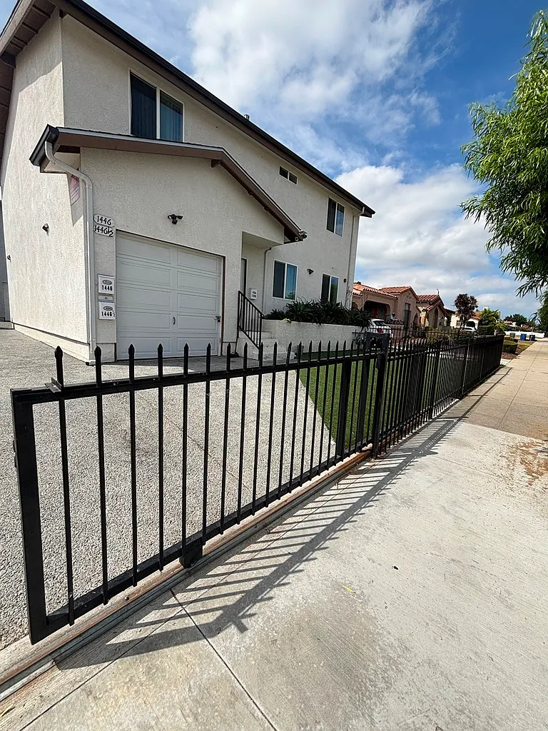 3 bed, 1484 sqft, $3,650 — Photo 1