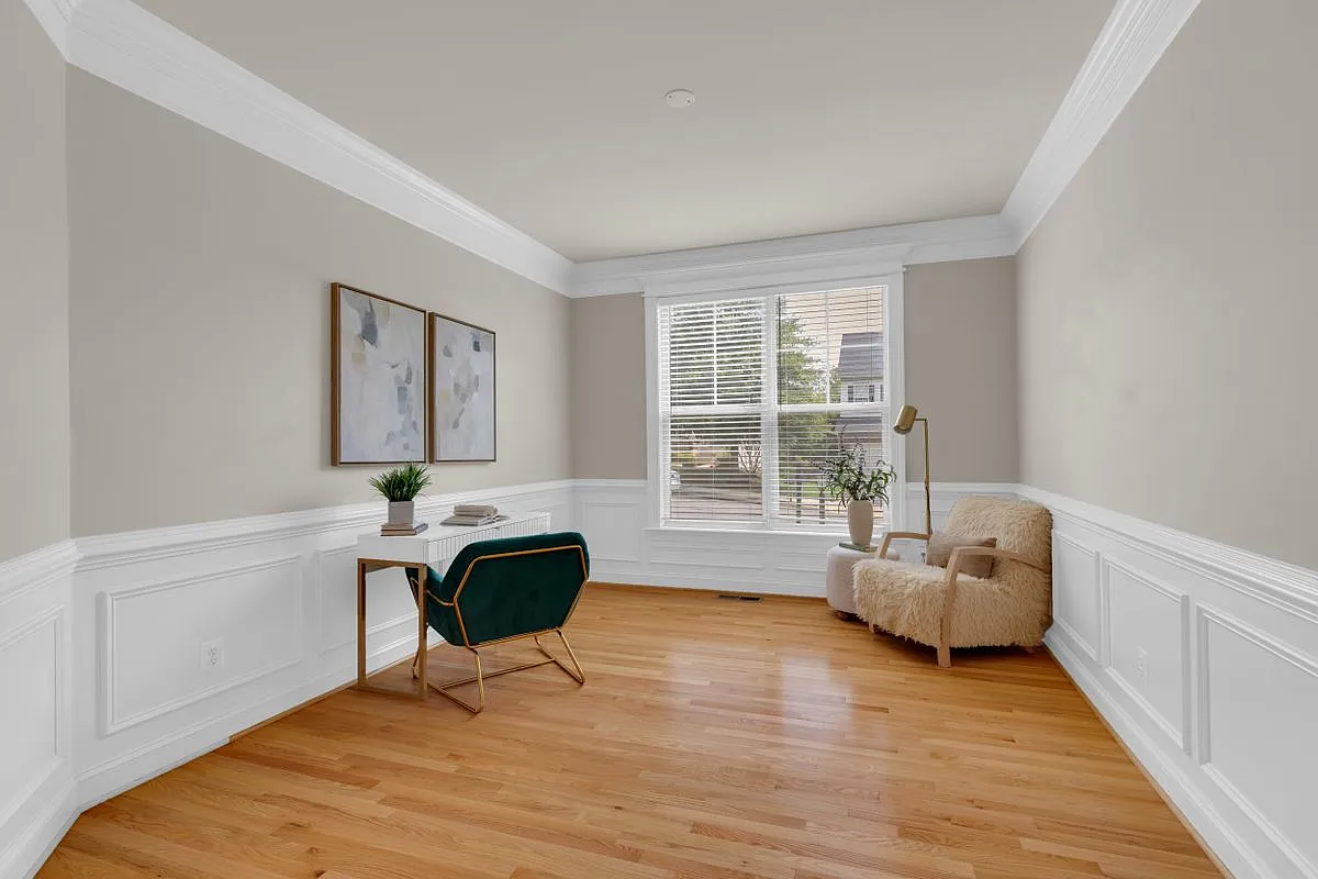 5 bed, 4.5 bath, 4165 sqft, $4,900 — Photo 3