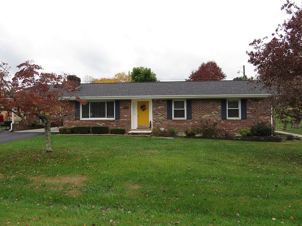1st image of 16372 Middlewood Dr
