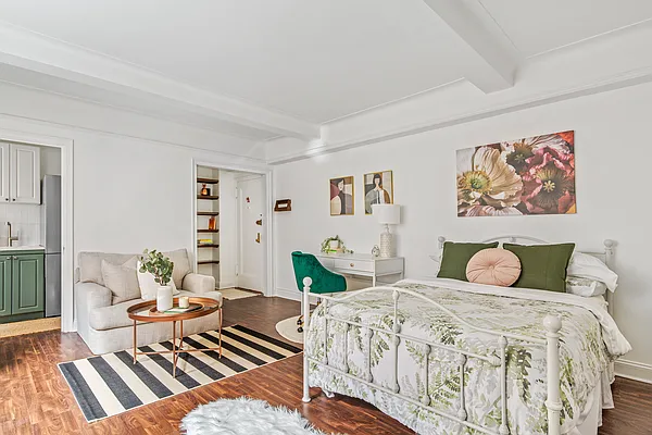 Sold by SERHANT. | media 2