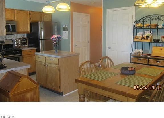 3rd image of 5146 Hanover Dr