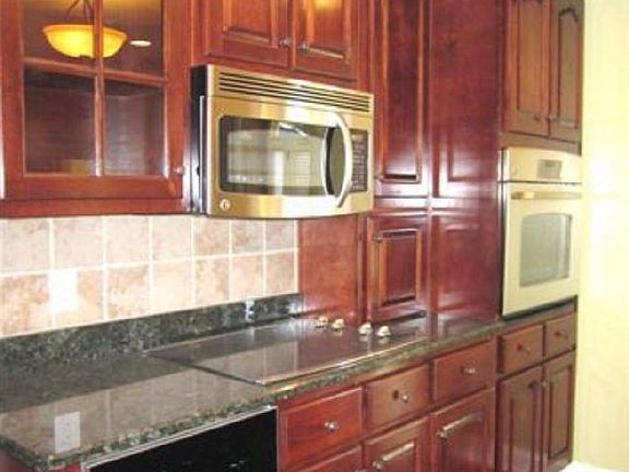 Kitchen with mini-fridgw