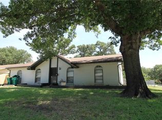 1074 Winterwood Dr, Lewisville, TX 75067