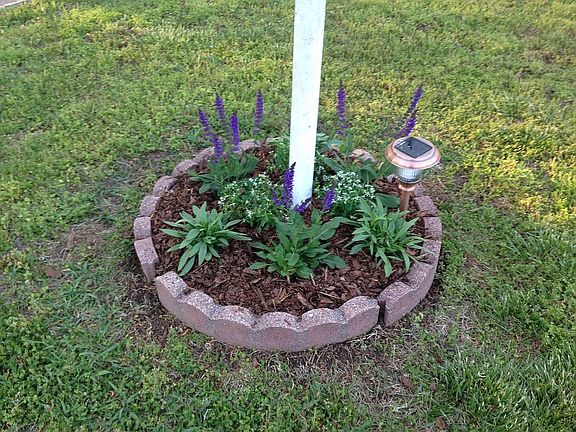 Front gas light pole