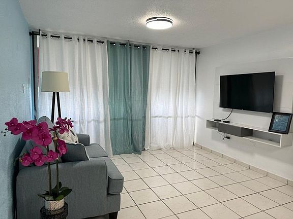 2nd image of K Cond Intersuites APT 5