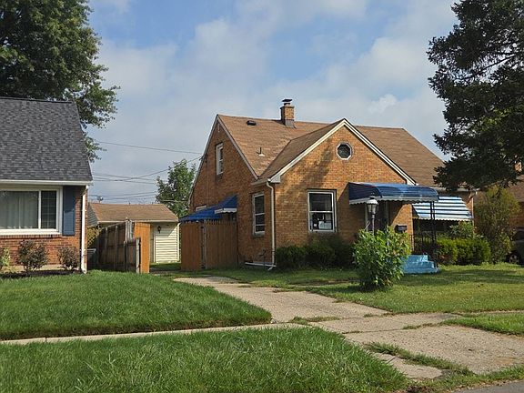 3rd image of 74 Markus Dr