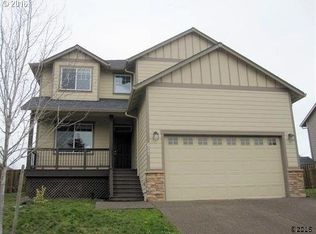 627 E Kennedy Ct, Carlton, OR