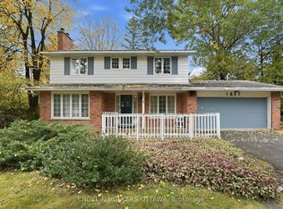 1837 Ferncroft Cres, Ottawa, ON K1H 7B4