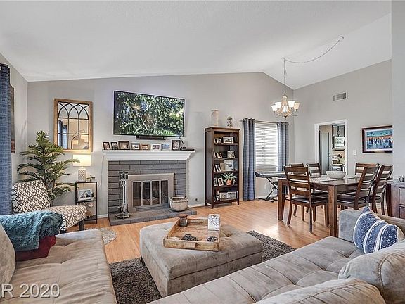 5th image of 6201 Sweetbriar Ct