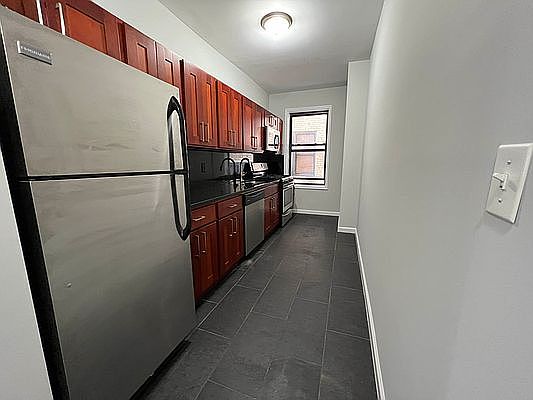 5th image of 3706 69th St APT 2A