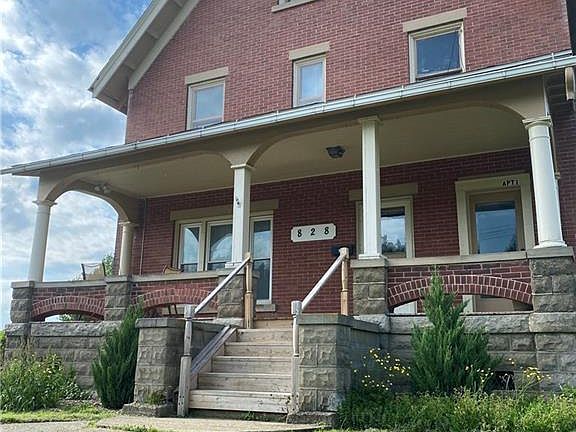 2nd image of 828 Fairmount Ave
