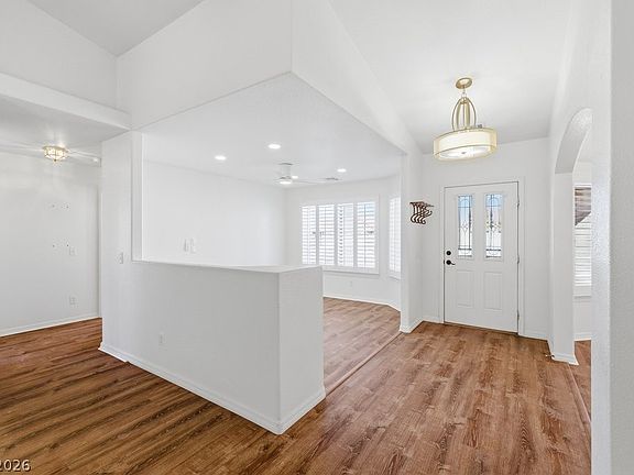 5th image of 4651 Stonebridge Ct