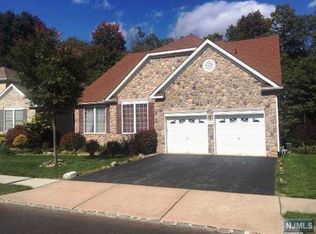 109 Scarborough Way, Marlboro, NJ 07746