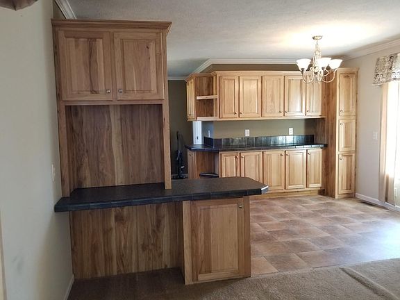 3rd image of 9365 Heritage Dr