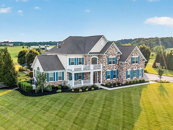 5th image of 6704 Senecca Ln