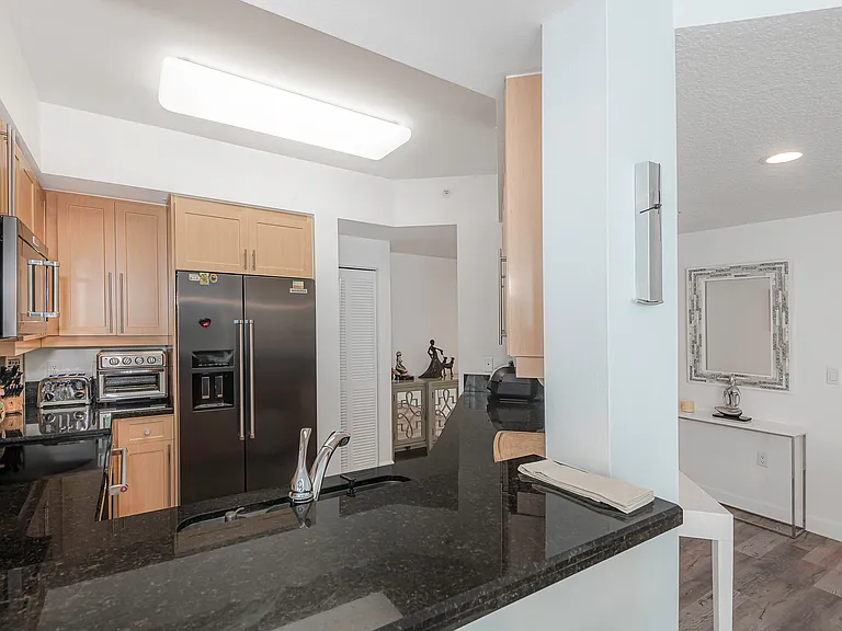 111 SE 8th Ave #705 — Photo 43