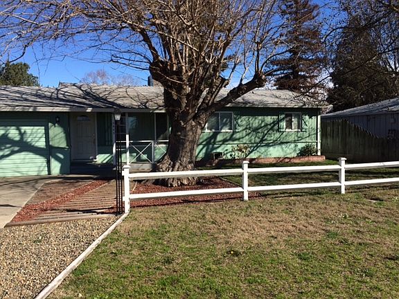 2nd image of 5865 Poplar Ave