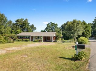 12 Bennett Rd, Sumrall, MS 39482