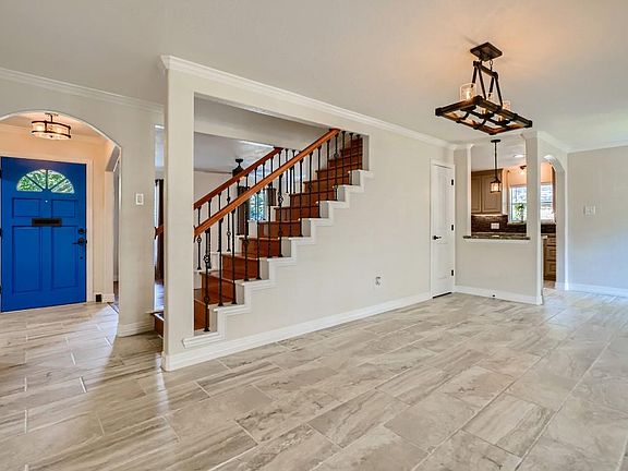 3rd image of 3304 Randall Dr