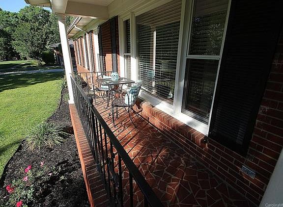 4th image of 4724 Maple Knoll Ave