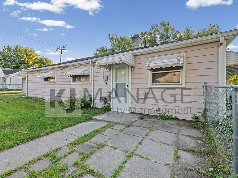 31682 Carlisle Pkwy — Photo 16