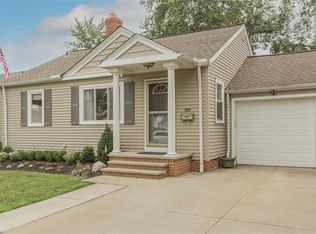 5199 Bridgewater Rd, Lyndhurst, OH 44124