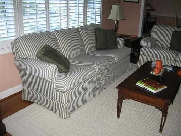 3rd image of 123 Hillbrook Dr