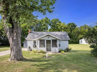 95 W North St, Ionia, MI