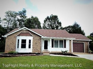 1151 Woodbridge Dr, Clarksville, TN 37042