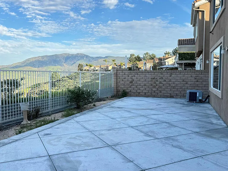 625 S Morningstar Dr — Photo 31