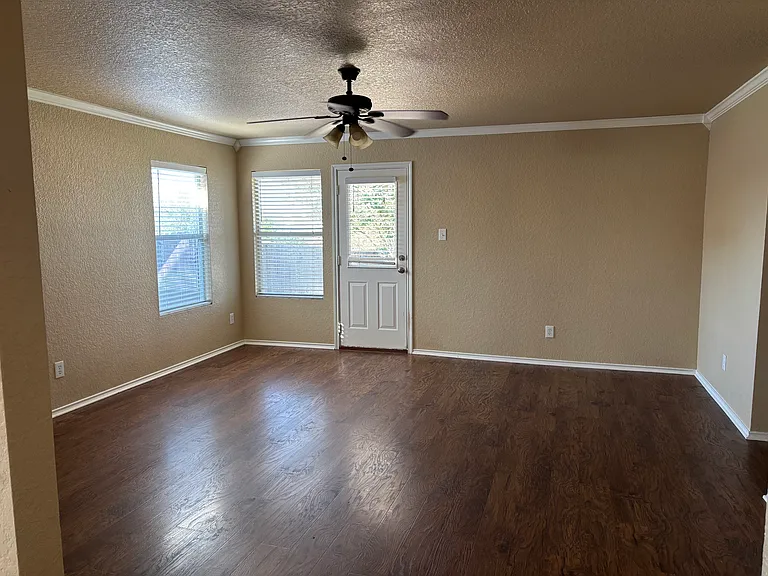 3823 Torey Mesquite — Photo 11