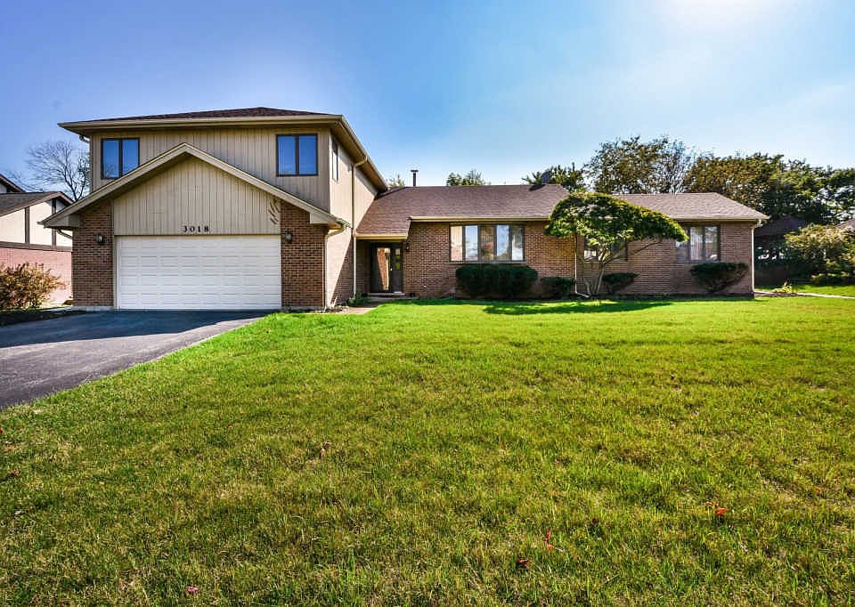 1st image of 3018 Monterey Dr