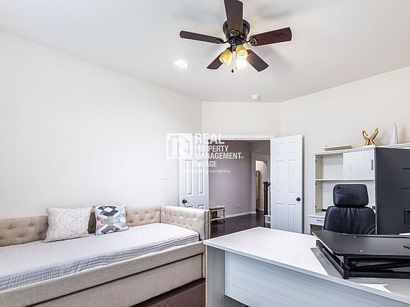 4th image of 1521 Whistler Dr