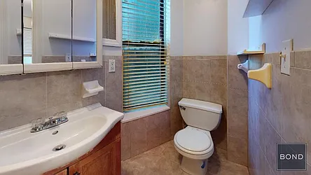 Rented by Bond New York