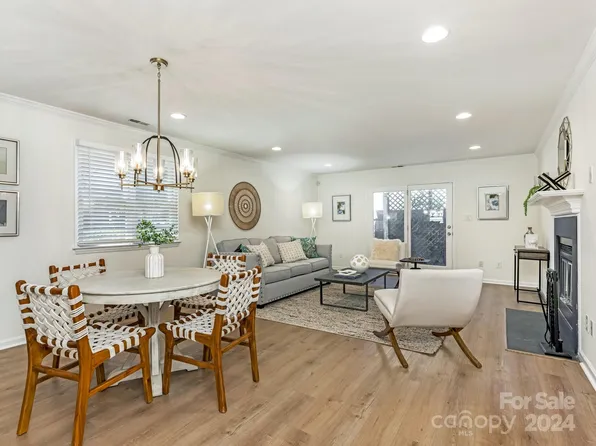 333 Circle Ave APT A, Charlotte, NC 28207