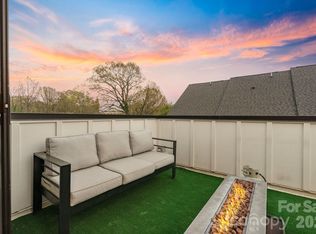 1935 W Trade St, Charlotte, NC 28216