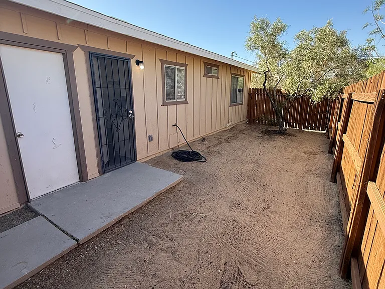 61452 Desert Air Rd — Photo 1