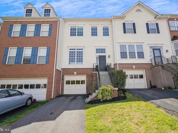 609 McLeary Sq SE, Leesburg, VA 20175