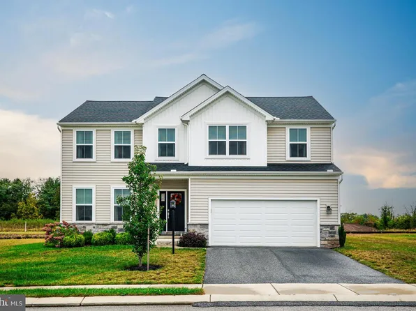 3400 Winter Dr, Dover, PA 17315