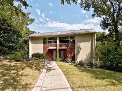 900 Lund St #B, Austin, TX, 78704