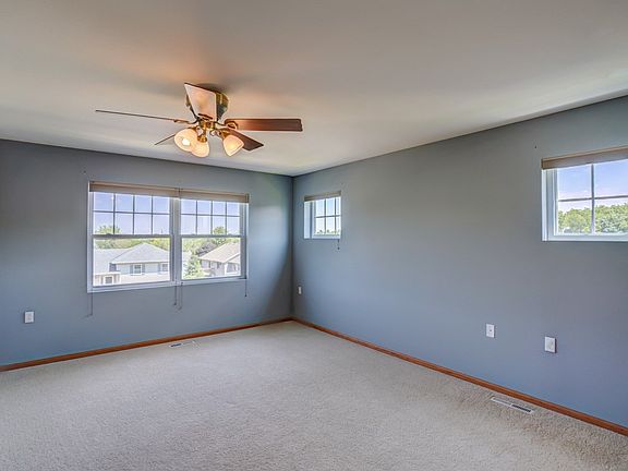 5th image of 1825 Cedarbrook Ln Unit 6
