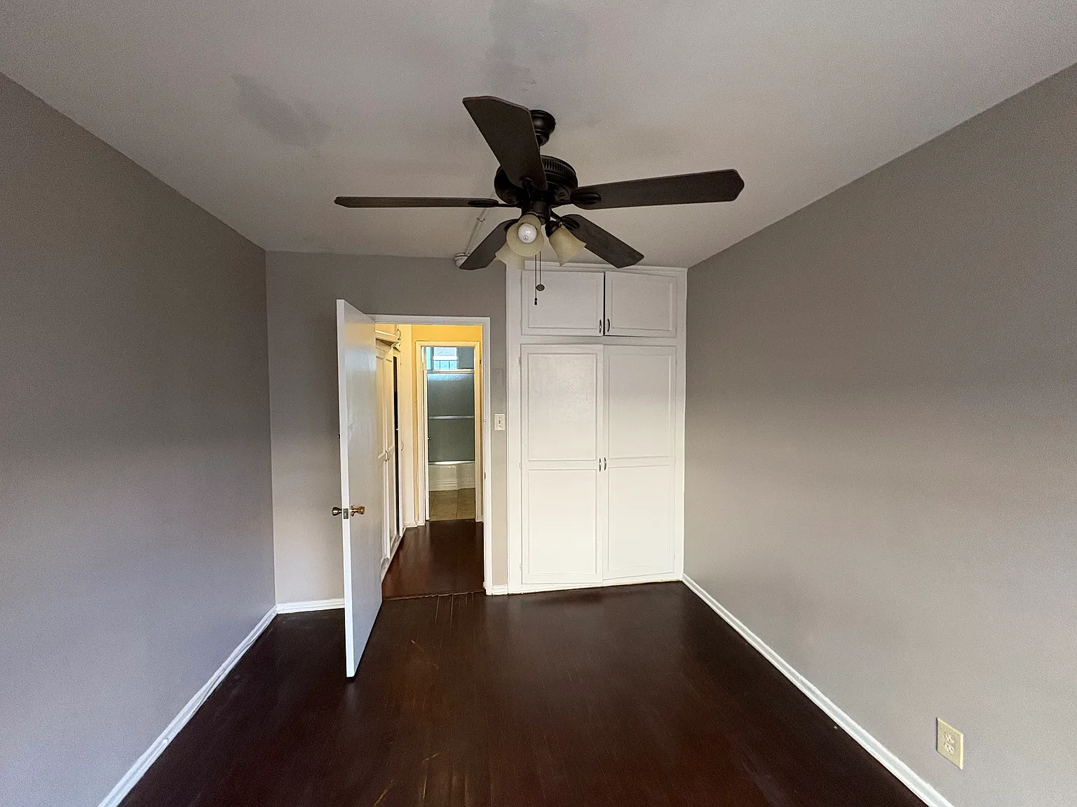 1 bed, 650 sqft, $1,995 — Photo 3