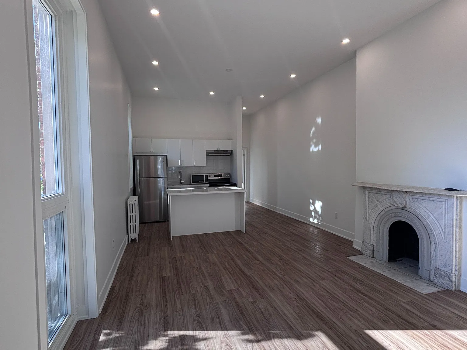 2 bed, $2,100 — Photo 2